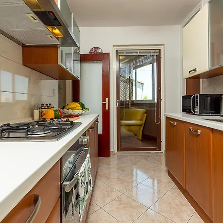 Amazing In Pula With Wifi *