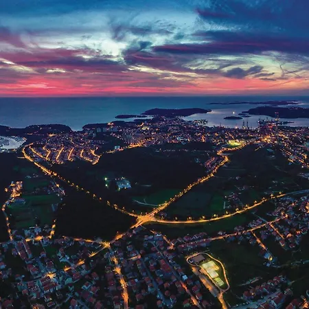 Amazing In Pula With Wifi *