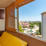 Apartment Lovely In With House Sea View