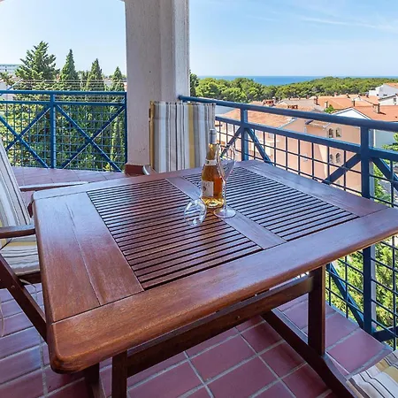 Amazing In Pula With Wifi Appartamento